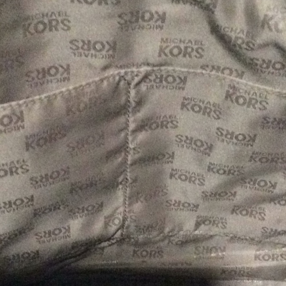 Handbag - Picture 2 of 2